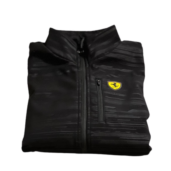 Puma Ferrari Softshell Jacket hardly worn almost new condition. - Picture 4 of 7